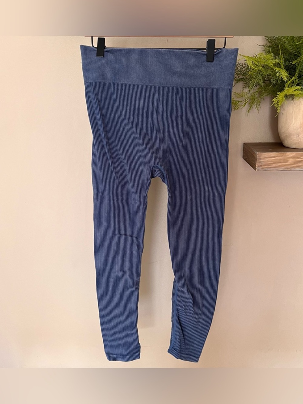 Gypsy + Jade leggings